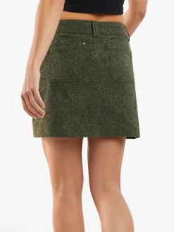 Women Title Nine Skorts><noscript><img width=