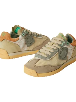 Women Title Nine Shoes>Boomerang Sneaker