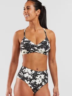 Women Title Nine Bikini Tops>Capitola Underwire Bikini Top - Leilani