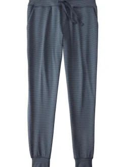 Women Title Nine Bottoms Finder><noscript><img width=