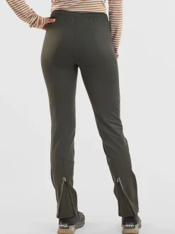 Women Title Nine Bottoms Finder><noscript><img width=