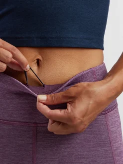 Women Title Nine Bottoms Finder><noscript><img width=