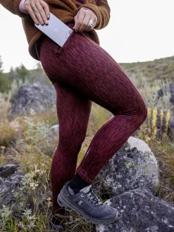 Women Title Nine Bottoms Finder><noscript><img width=