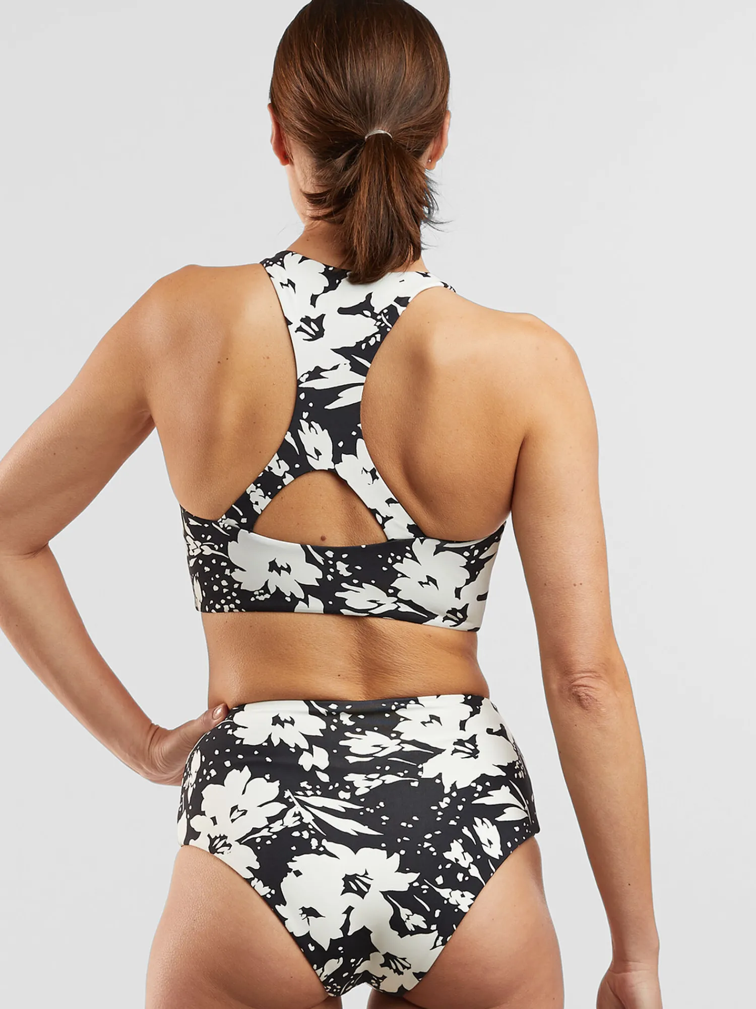 Women Title Nine Bikini Tops>Encinitas Reversible Bikini Top - Leilani