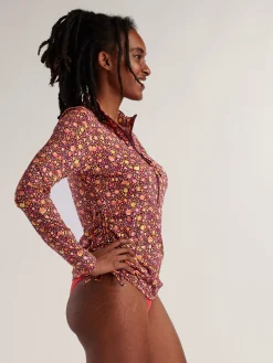 Women Title Nine Rash Guards, Sun Shirts & Swim Shirts><noscript><img width=