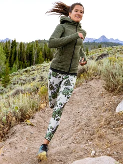 Women Title Nine Bottoms Finder><noscript><img width=