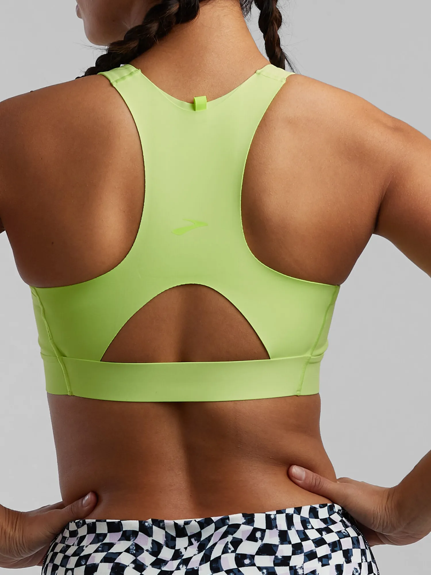 Women Title Nine Sports Bras>Goldilocked And Loaded Pocket Sports Bra