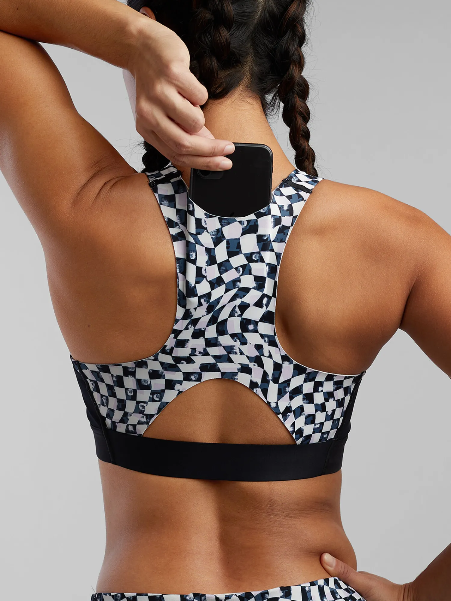 Women Title Nine Sports Bras>Goldilocked And Loaded Pocket Sports Bra