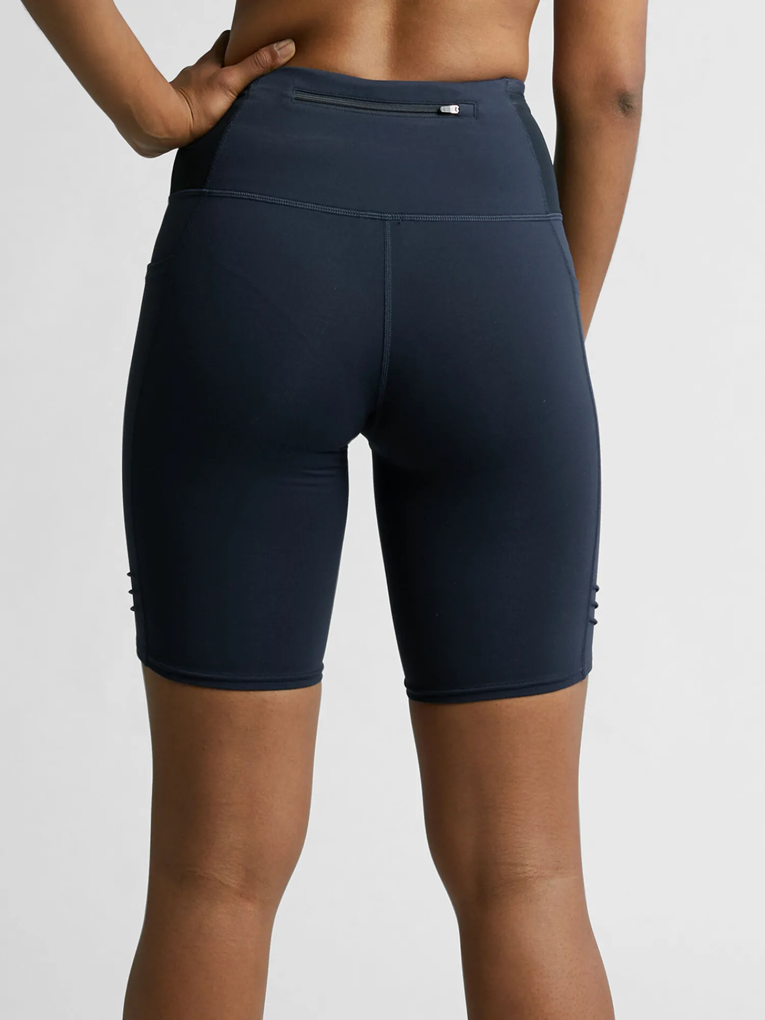 Women Title Nine Bottoms Finder>Haul It 2.0 Pocket Running Shorts 8"