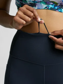 Women Title Nine Bottoms Finder><noscript><img width=