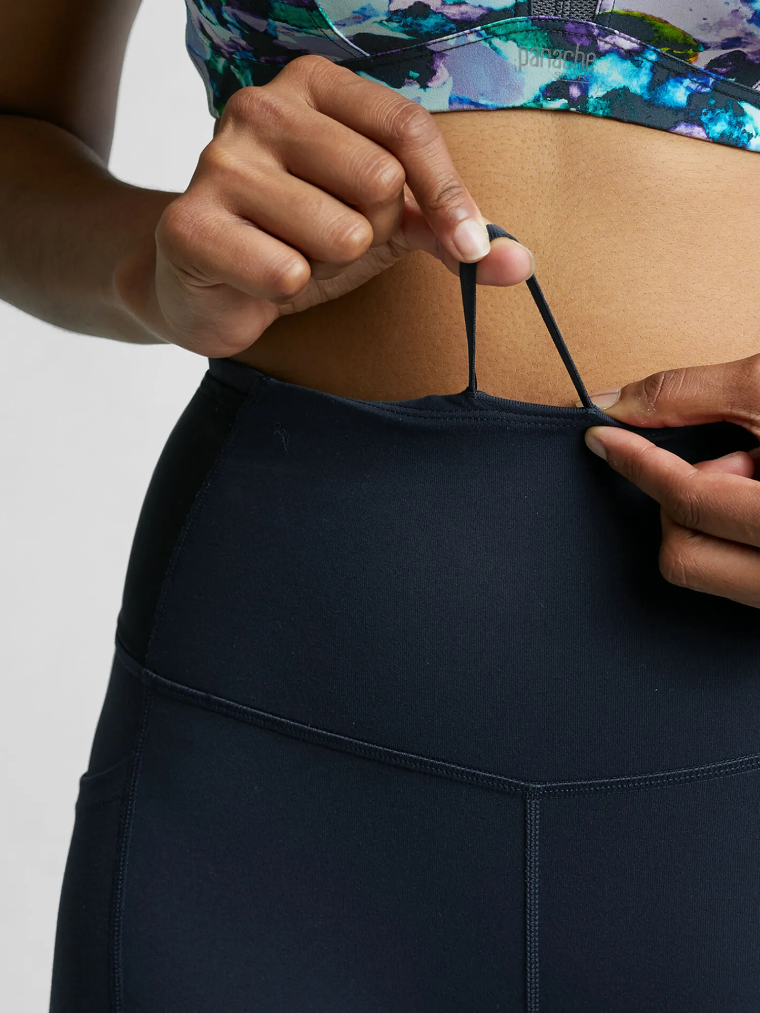 Women Title Nine Bottoms Finder>Haul It 2.0 Pocket Running Shorts 8"