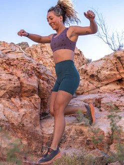 Women Title Nine Bottoms Finder><noscript><img width=