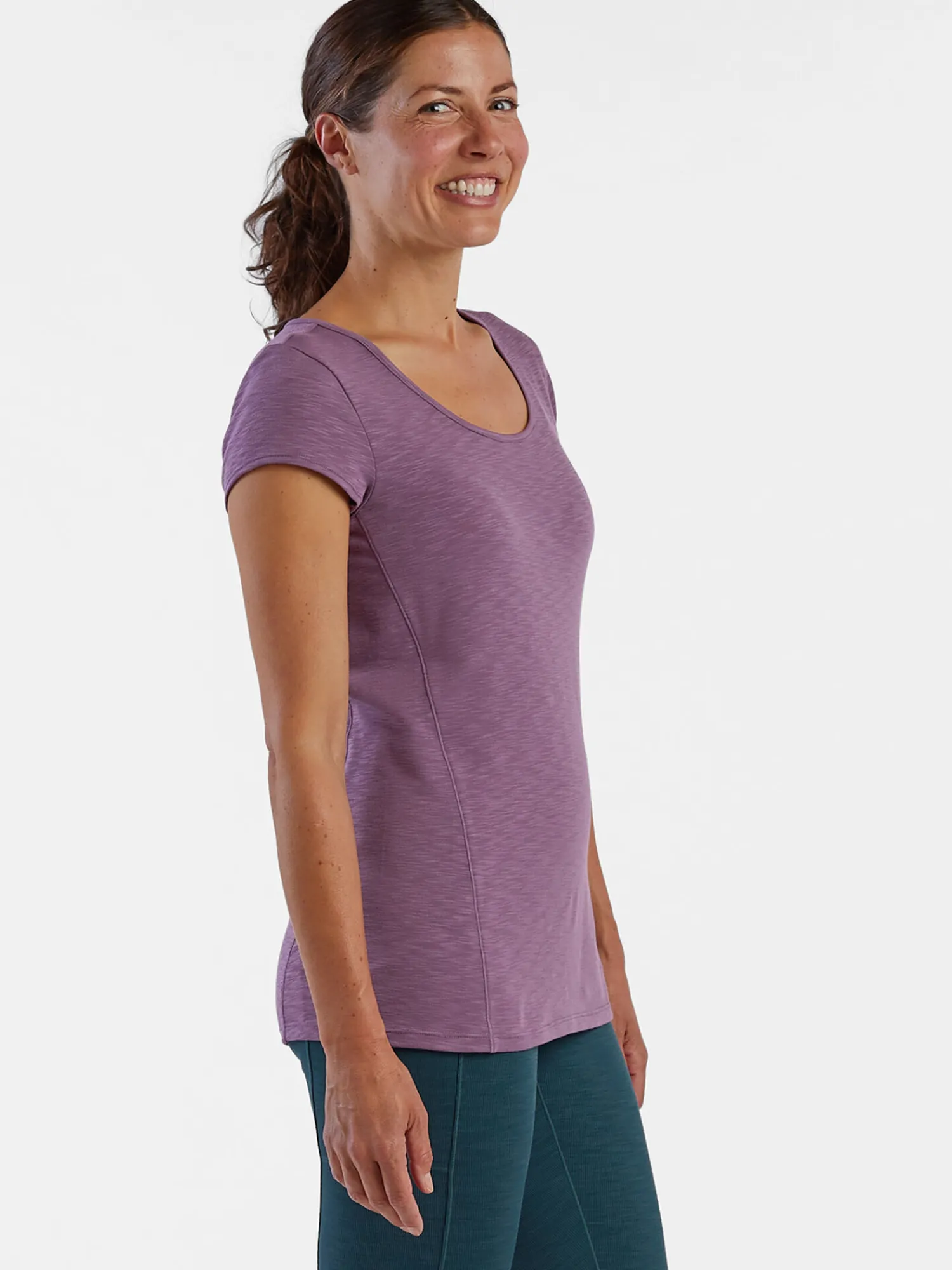 Women Title Nine Short Sleeve Tops>Henerala 2.0 Short Sleeve Tee - Solid