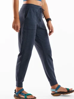 Women Title Nine Bottoms Finder><noscript><img width=
