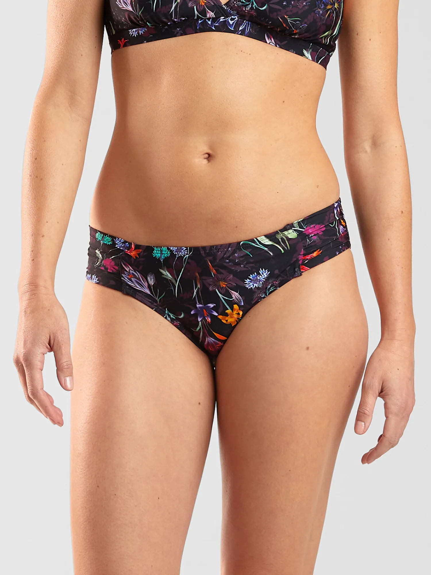 Women Title Nine Bikini Bottoms>Holy Grail Bikini Bottom - Midnight Garden
