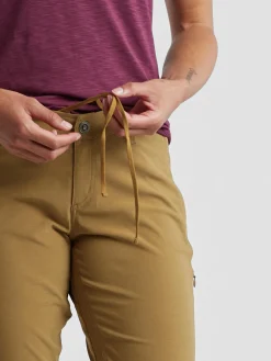 Women Title Nine Bottoms Finder><noscript><img width=