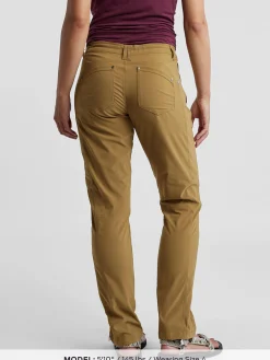 Women Title Nine Bottoms Finder><noscript><img width=