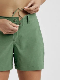Women Title Nine Bottoms Finder><noscript><img width=