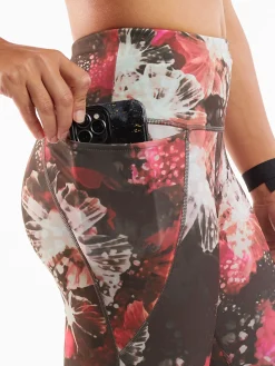 Women Title Nine Bottoms Finder><noscript><img width=
