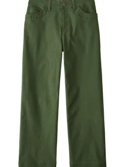 Women Title Nine Bottoms Finder><noscript><img width=