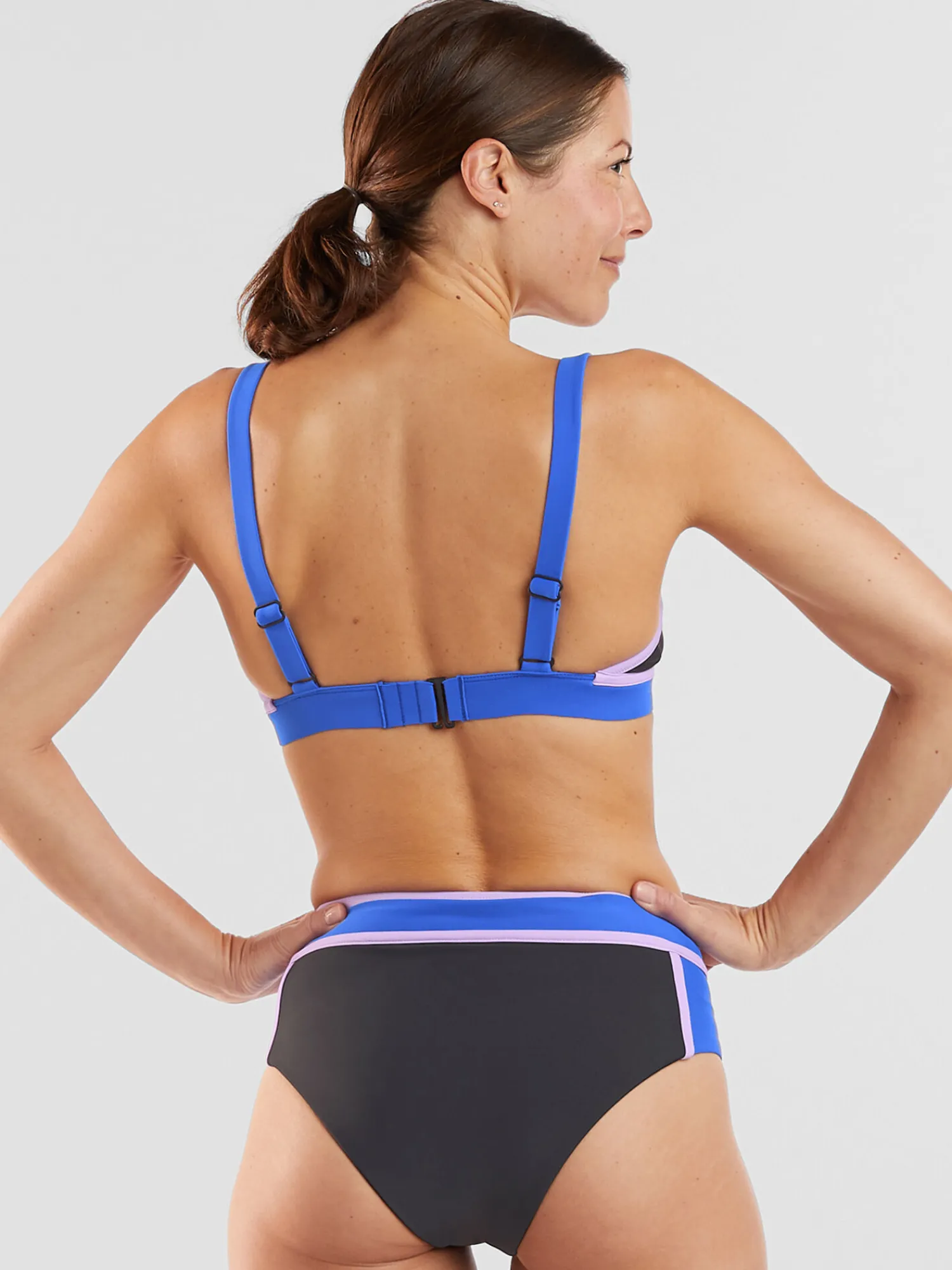 Women Title Nine Bikini Tops>Montera Bikini Top - Colorblock
