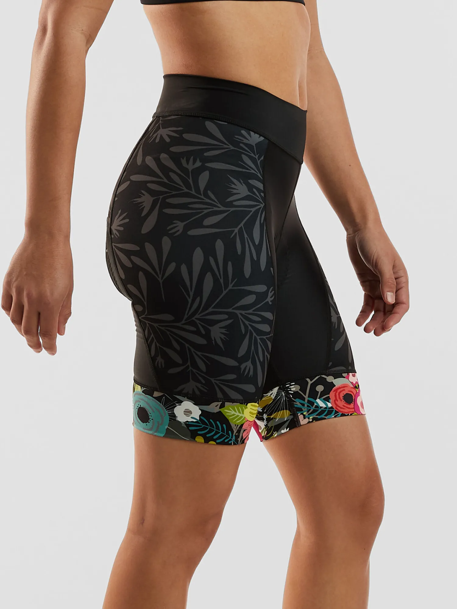 Women Title Nine Bottoms Finder>Ride Relentless Cycling Shorts - Night Garden