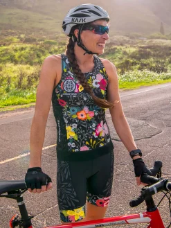 Women Title Nine Tank Tops>Ride Relentless Cycling Tank Top - Night Garden