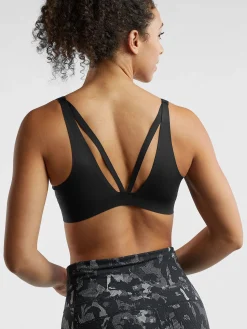 Women Title Nine Sports Bras>Run It All 2.0 Strappy Bra