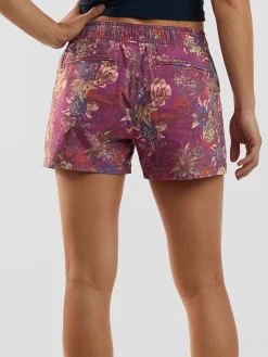 Women Title Nine Bottoms Finder><noscript><img width=
