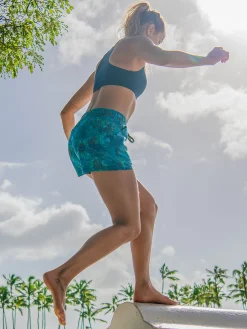 Women Title Nine Bottoms Finder><noscript><img width=