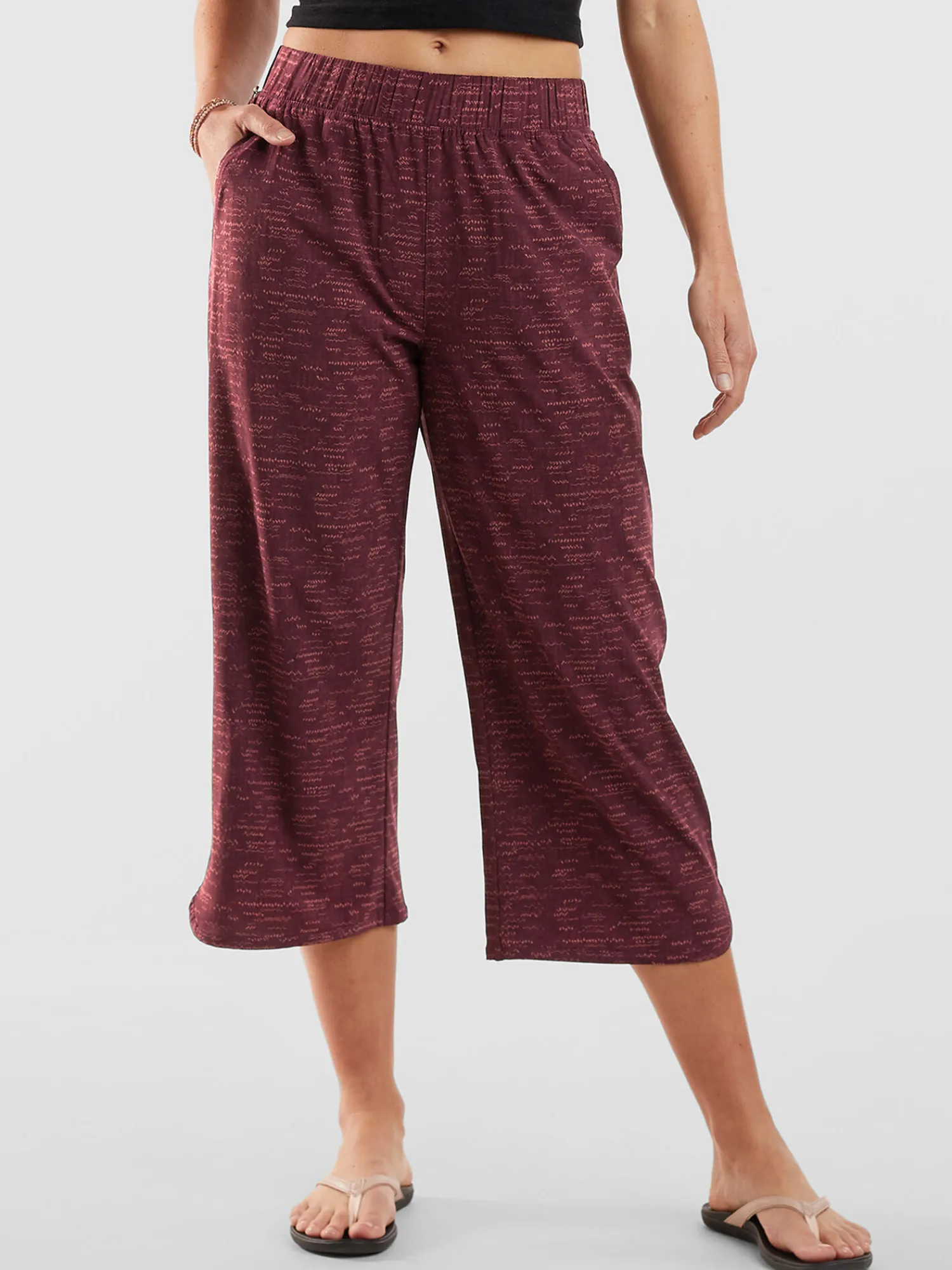 Women Title Nine Swim Cover Ups>Slaycation 2.0 Cropped Pants - Aruba