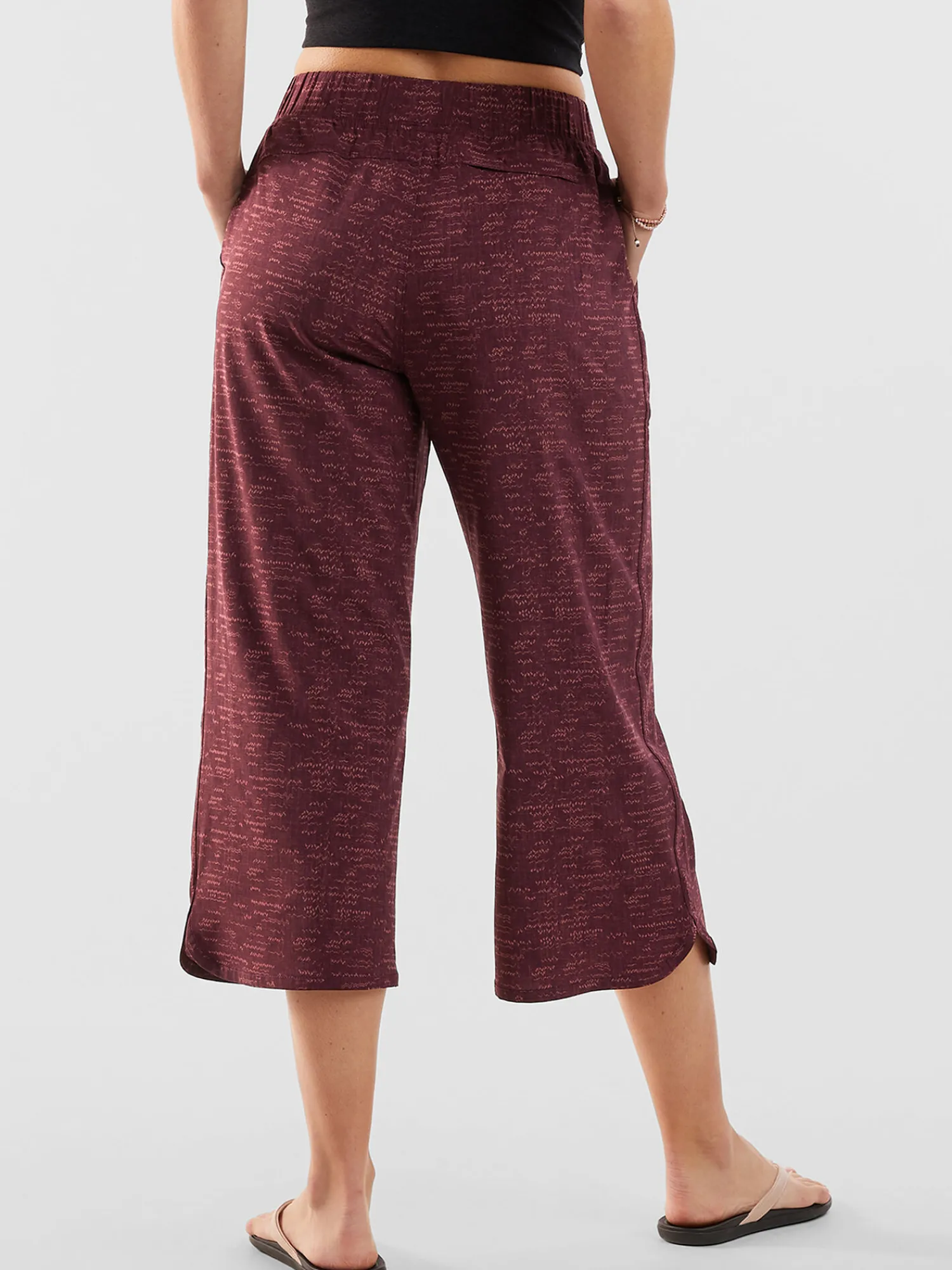 Women Title Nine Swim Cover Ups>Slaycation 2.0 Cropped Pants - Aruba