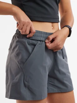 Women Title Nine Bottoms Finder><noscript><img width=