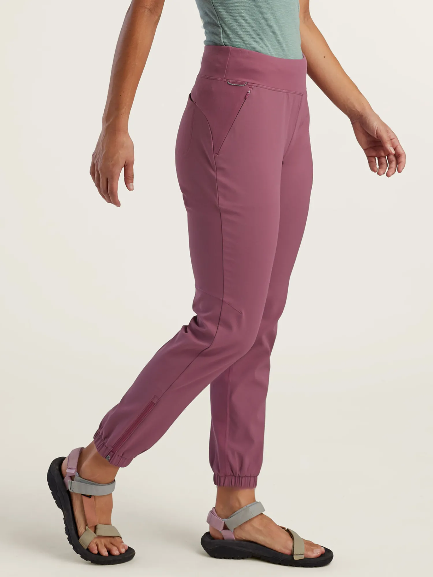 Women Title Nine Bottoms Finder>Sylvan Hybrid Hiking Joggers