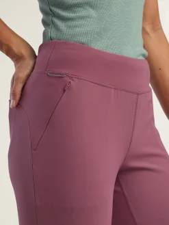 Women Title Nine Bottoms Finder><noscript><img width=