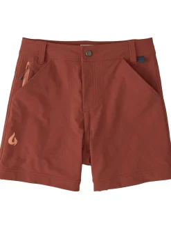 Women Title Nine Bottoms Finder>Wiz Shorts 5"