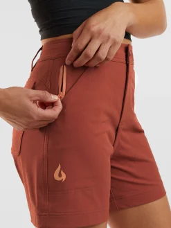 Women Title Nine Bottoms Finder><noscript><img width=
