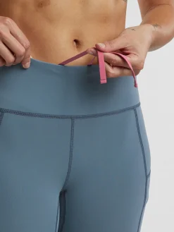 Women Title Nine Bottoms Finder><noscript><img width=
